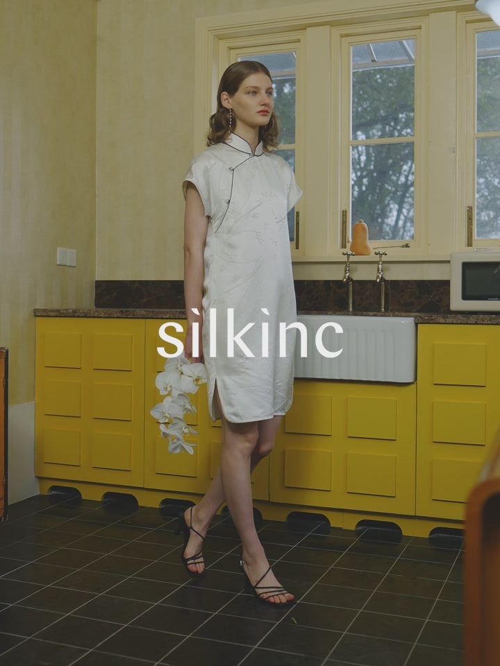 SILKINC Loose Jacquard Cheongsam